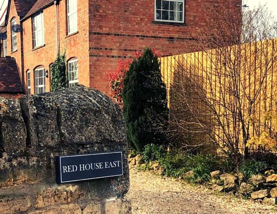 Вілла Beautiful Cotswold Couples Retreat Bourton-on-the-Water Екстер'єр фото